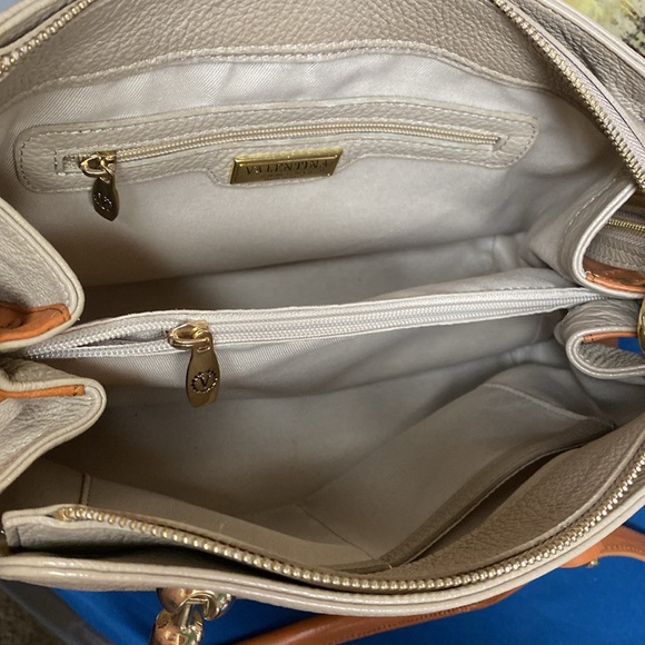 Valentina Tradizone Italiana Beige Pebbled Leather Crossbody Shoulder Bag - Picture 6 of 6